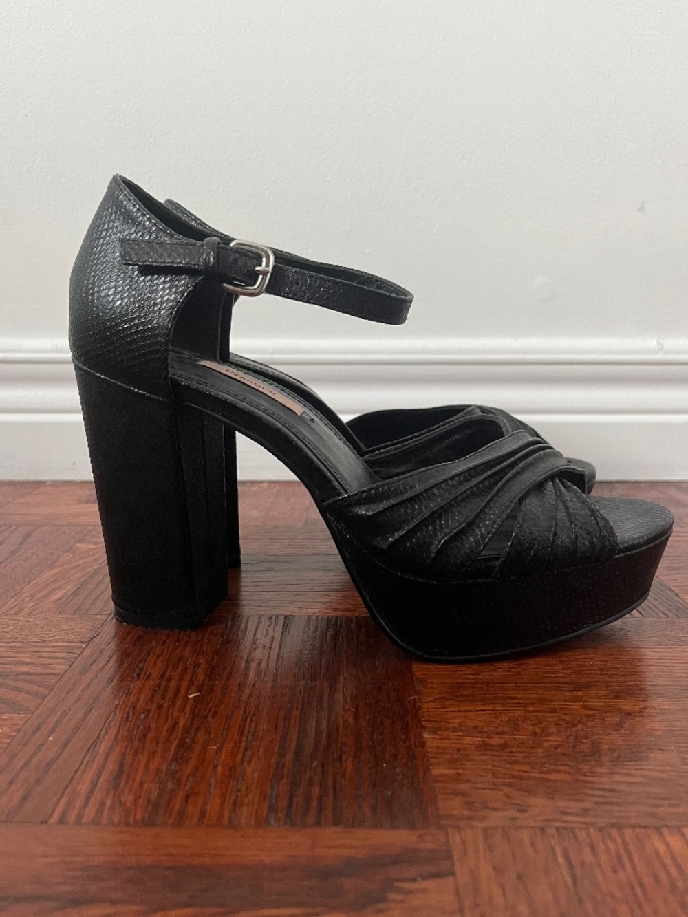 Platform heeled sandal